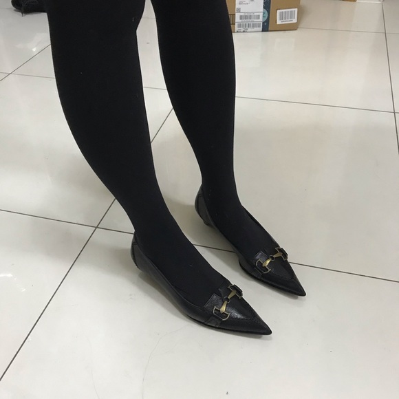 stuart weitzman pumps - Picture 1 of 3